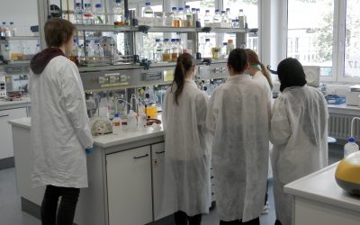 Biologisch-Technische-Asistenten (2-jährig und 3-jährig): Noch freie Plätze für das Schuljahr 2026/27 verfügbar!